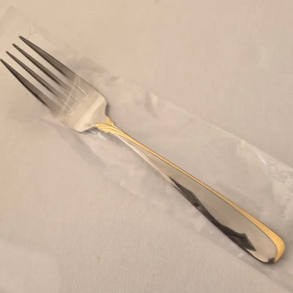 Yamazaki AFFAIR GOLD Stainless Gold Accent Patrick Japan Dinner Fork NIP